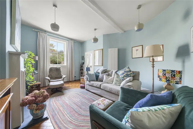 French Street, Sunbury-on-Thames, TW16, photo 2