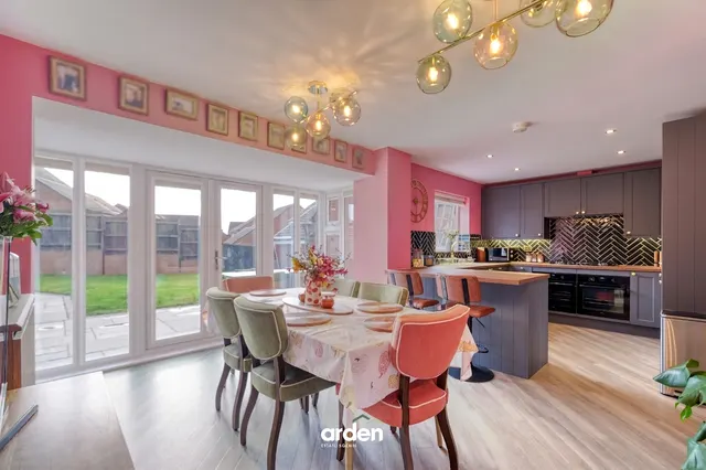 Saxifrage Close, Bromsgrove, B61, photo 2
