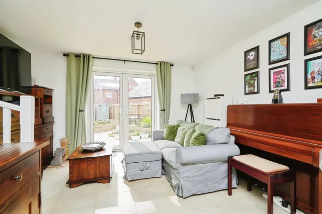 Viggers Drive, Banbury, OX16, photo 2