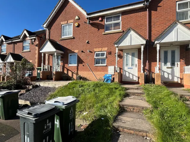 Arthur Harris Close, B66, photo 1