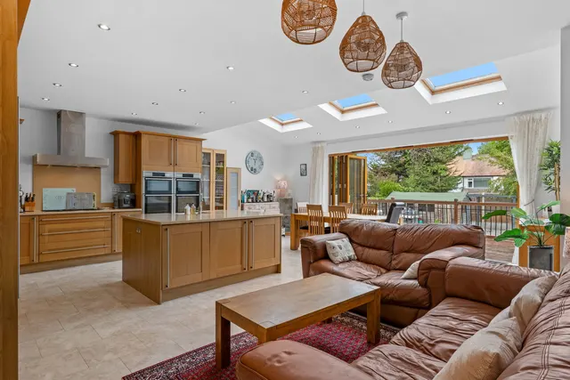 Photo 3 — Chestnut Avenue, Epsom, KT19 0SZ