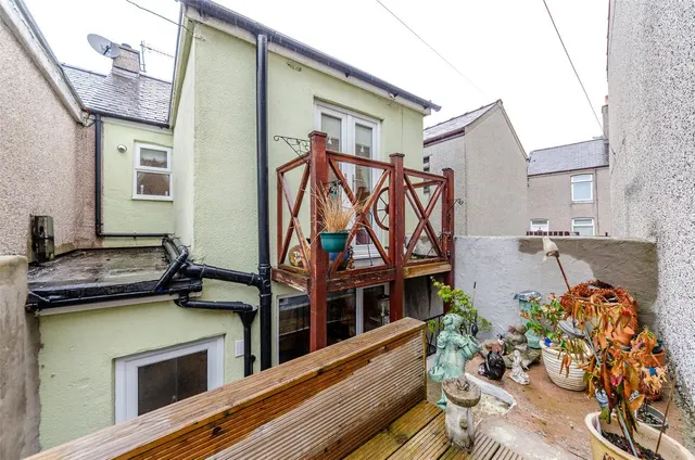 William Street, Caernarfon, photo 3