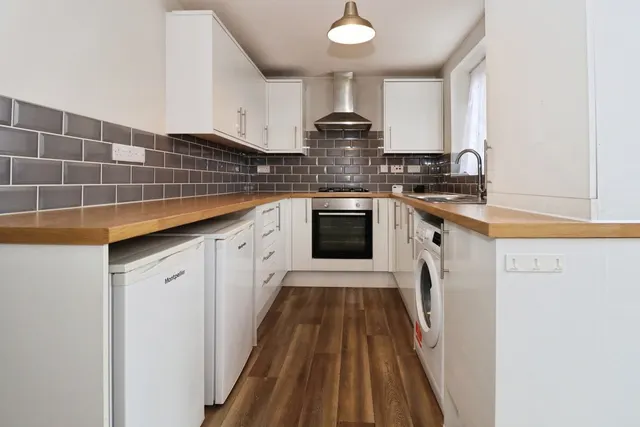 Photo 2 — Oaktree Crescent, Bradley Stoke, Bristol, BS32