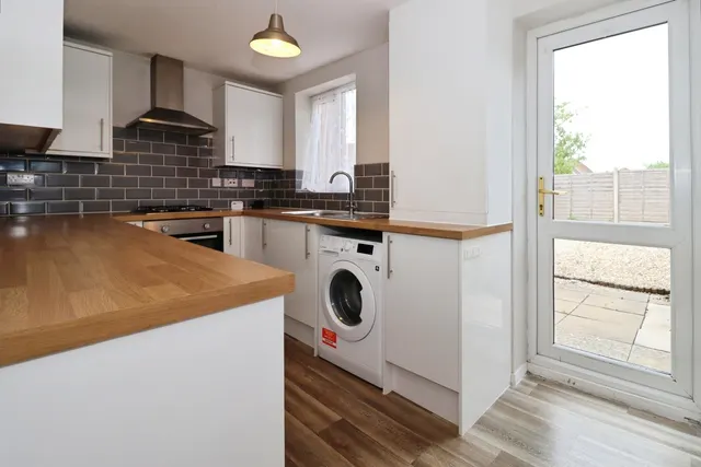 Photo 3 — Oaktree Crescent, Bradley Stoke, Bristol, BS32