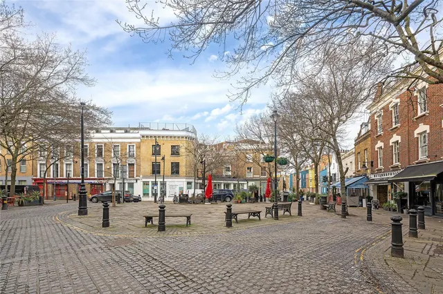 Photo 3 — Battersea High Street, Battersea, SW11