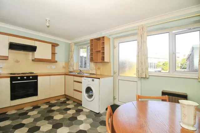 Photo 2 — Meadow Road, Barlestone, Leicestershire, CV13