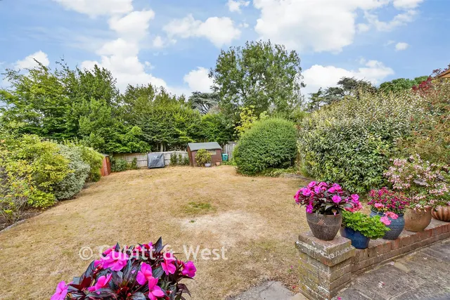 Grange Meadow, Banstead, SM7, photo 2