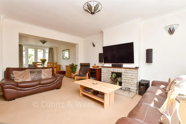 Grange Meadow, Banstead, SM7, photo 3