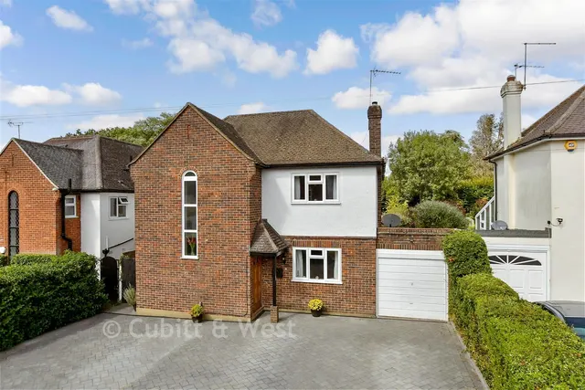 Grange Meadow, Banstead, SM7, photo 1
