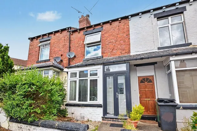 Springfield Mount, Horsforth, LS18, photo 1