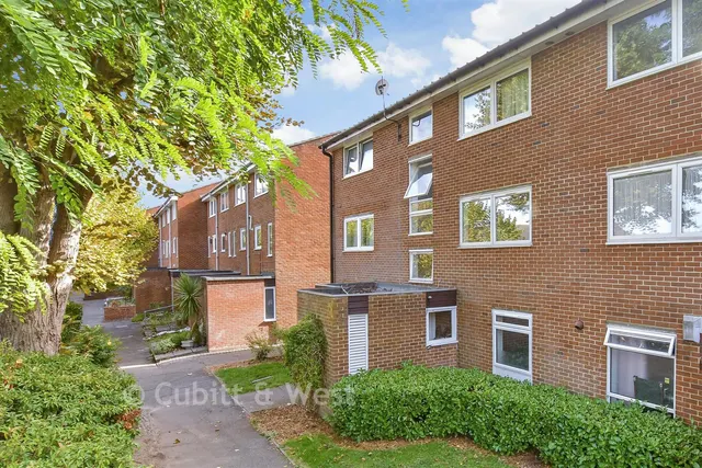 Tidenham Gardens, Croydon, CR0, photo 1