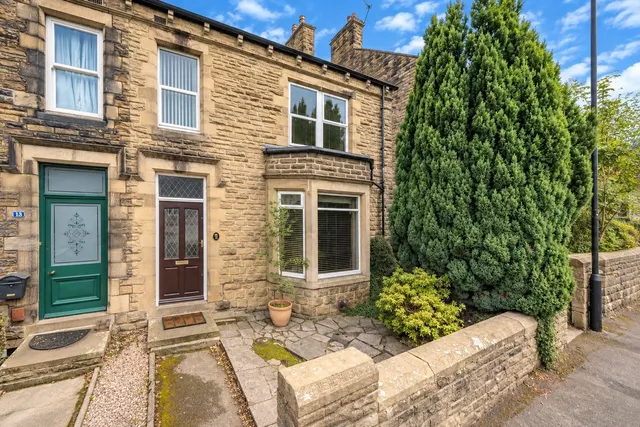 Crawshaw Avenue, Pudsey, LS28, photo 1