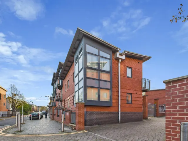 Rickman Drive, Birmingham, B15, photo 3