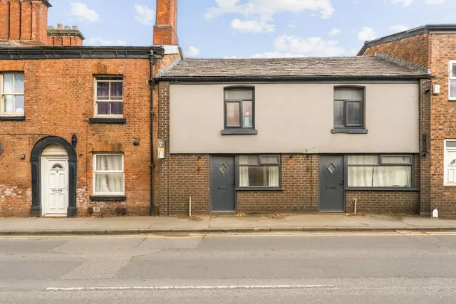 Cross Street, Macclesfield, photo 1