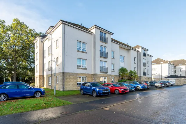 Braid Avenue, Cardross, G82, photo 1