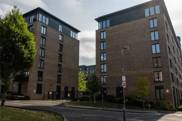 Lexington Gardens, Edgbaston, Birmingham, B15 2DR, photo 1
