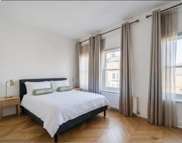 Minster Road, London, NW2, photo 3