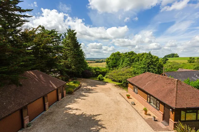 Photo 2 — Four Marks, Alton, GU34