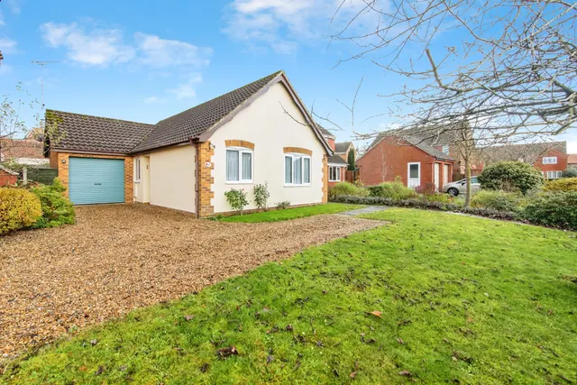 Poppy Close, Bungay, NR35, photo 2
