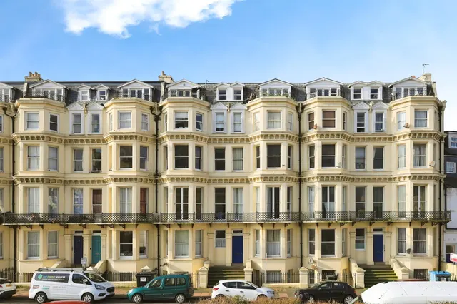 Queens Gardens, Eastbourne, photo 1