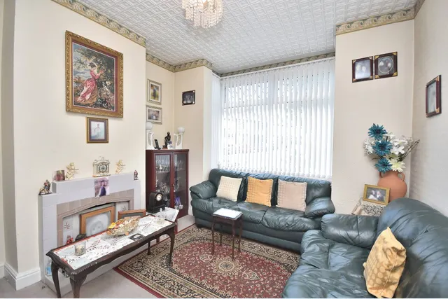 Photo 3 — Delapre Crescent Road, Northampton, NN4 8NG
