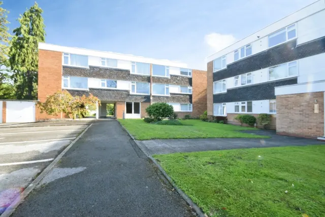 White Falcon Court, Solihull, B91, photo 1