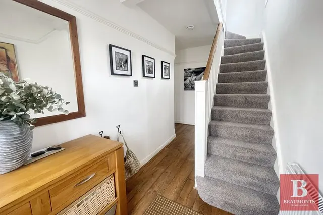 Photo 2 — Hollingbury Rise, Brighton BN1 7HJ