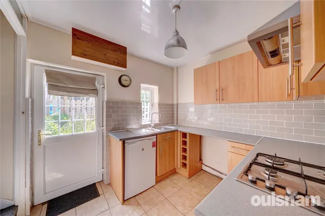 Photo 3 — Hanbury Road, Droitwich, Worcestershire, WR9 8PW