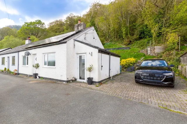 Hillside Cottages, Dolgarrog, photo 1