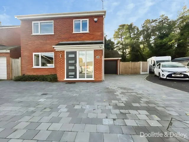Osprey Park Drive, Kidderminster, photo 1