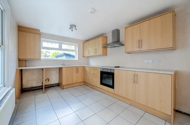 Queen Street, Worthing, BN14, photo 3
