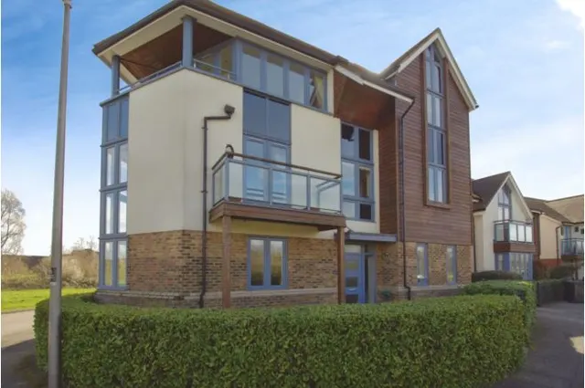 Kemsley Crescent, Broughton, MK10, photo 3