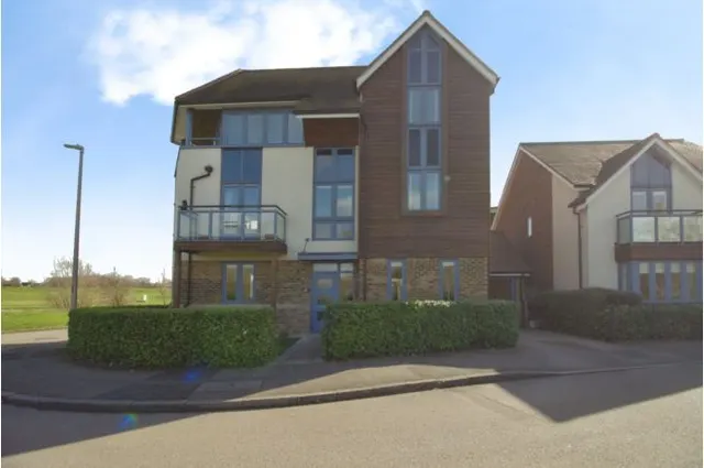 Kemsley Crescent, Broughton, MK10, photo 2