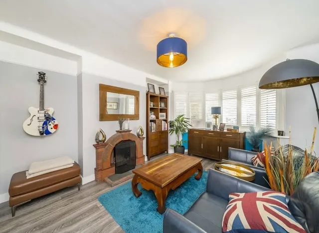Covington Gardens, Norbury, SW16, photo 2