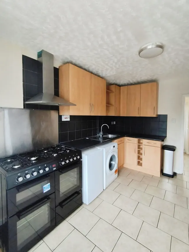 Photo 2 — Ramsey Close, NORWICH