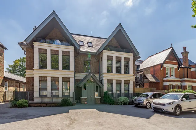 Carlton Road, Ealing, W5, photo 1