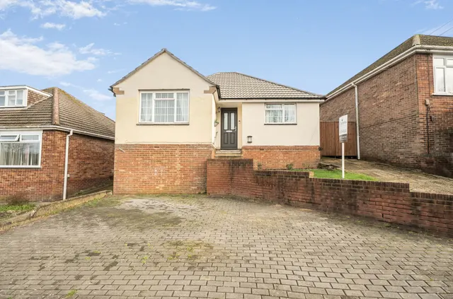 Springford Road, Lordswood, SO16, photo 1