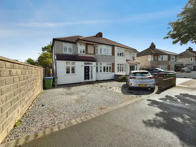 Latham Road, Bexleyheath, DA6, photo 1