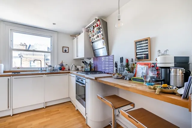 Fernhead Road, London, W9, photo 1