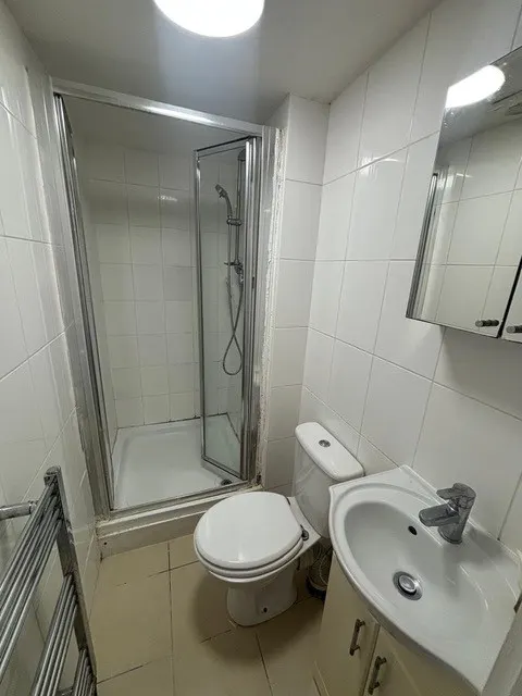 Wolves lane, N22, photo 3