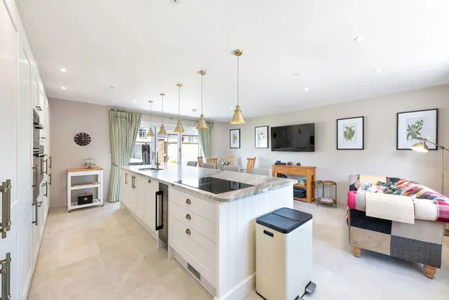 Photo 3 — Upper Denbigh Road, St. Asaph, Denbighshire, LL17 0RW