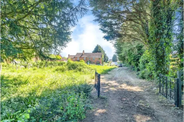 Cardington Road, Bedford, MK42, photo 1