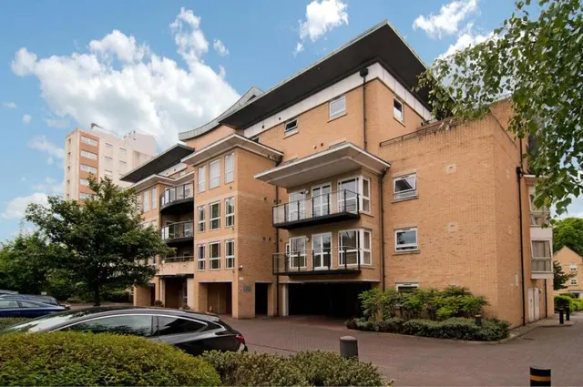 Sparkes Close, Bromley, BR2, photo 1