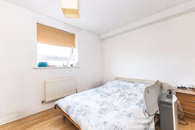 Sparkes Close, Bromley, BR2, photo 3