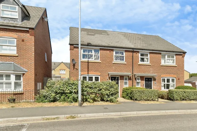 Fishers Green Road, Stevenage, SG1, photo 1