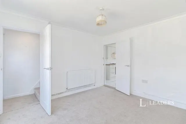 Lansdowne Grove, Wigston, LE18, photo 2