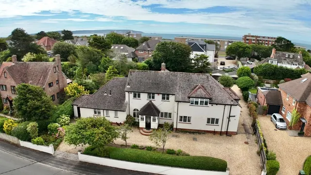 Milford on Sea, Lymington, photo 1