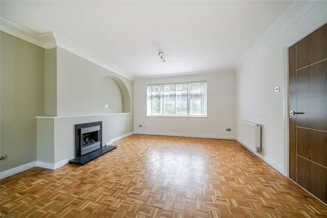 Photo 2 — Freelands Road, Bromley, BR1