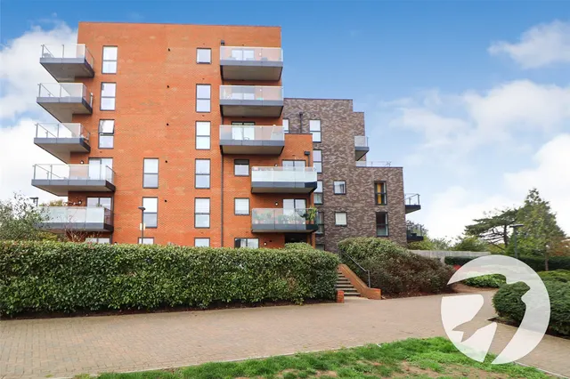 Larner Road, Erith, DA8, photo 1