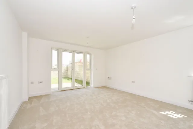 Ampney Meadows, Down Ampney, GL7, photo 3